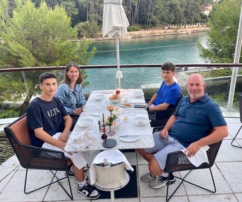 26f5c41d-3a65-478e-872c-80c3b28d8de3